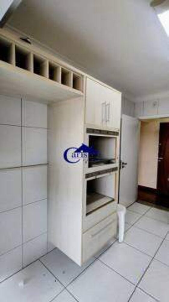 Apartamento para alugar com 3 quartos, 107m² - Foto 3