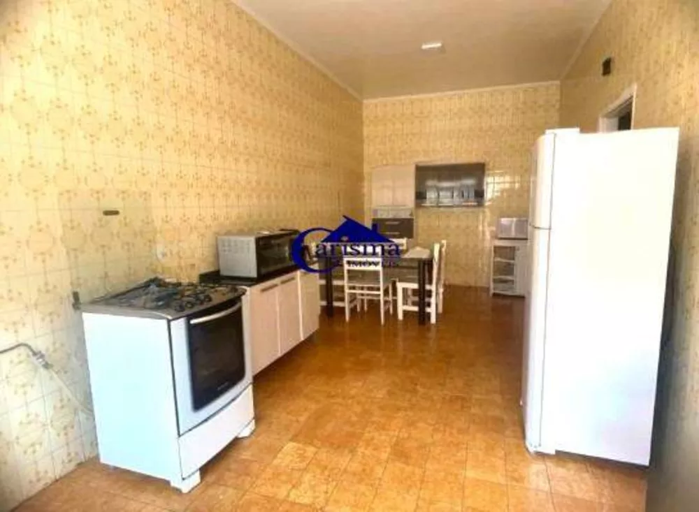 Sobrado à venda com 5 quartos, 236m² - Foto 2