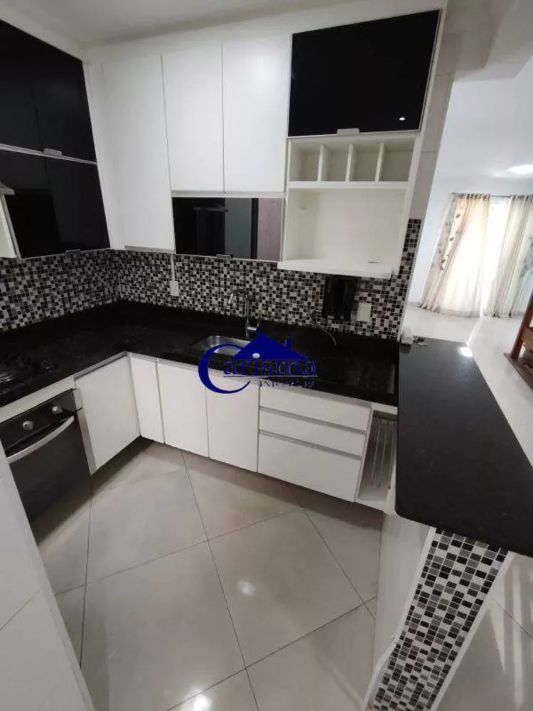Sobrado, 6 quartos, 183 m² - Foto 2