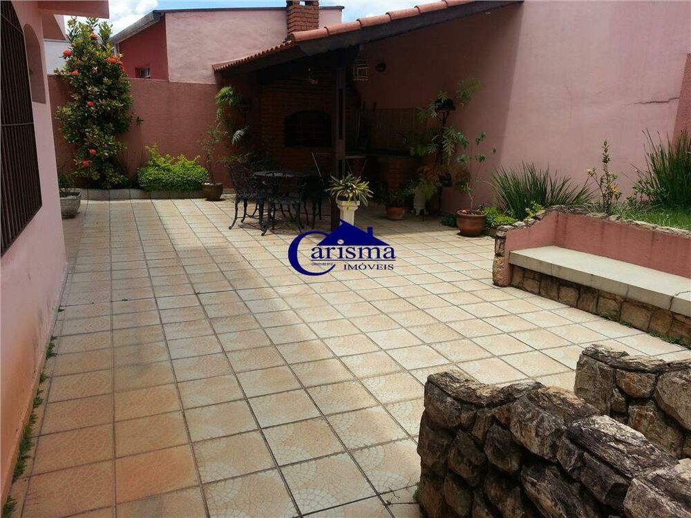 Casa, 3 quartos, 218 m² - Foto 11