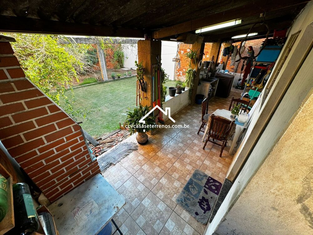Casa à venda com 3 quartos, 126m² - Foto 2