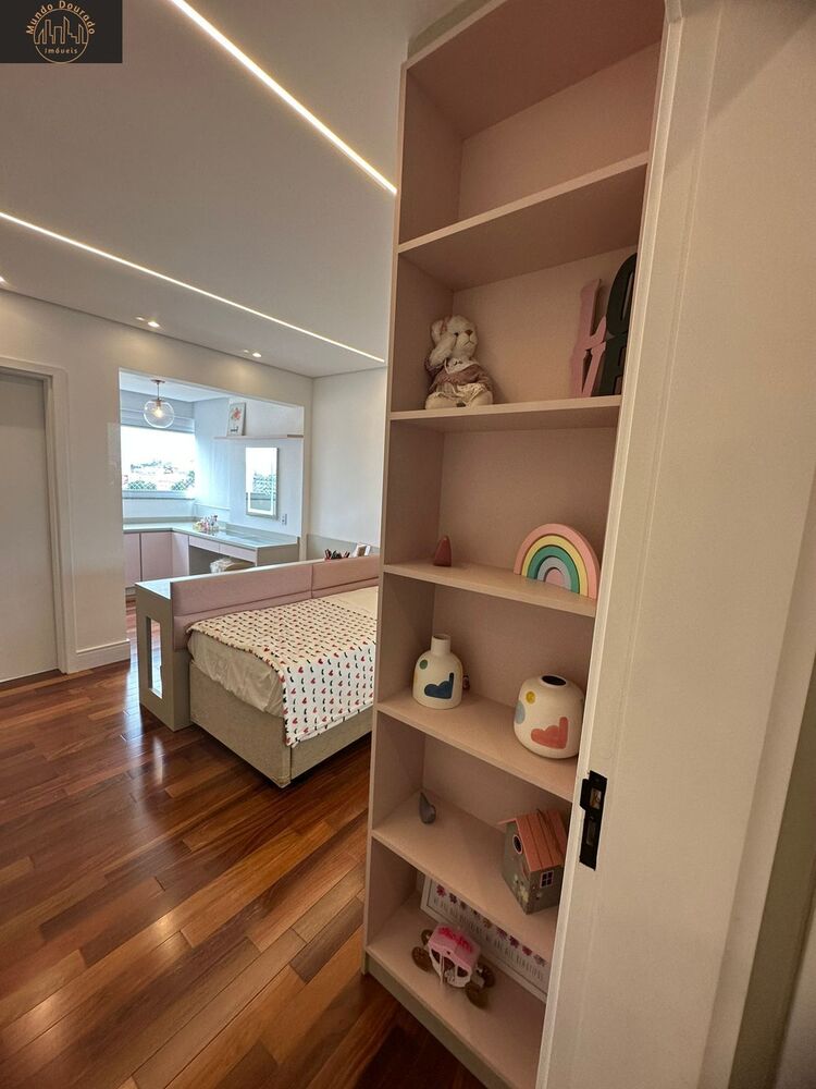 Apartamento à venda com 3 quartos, 158m² - Foto 9