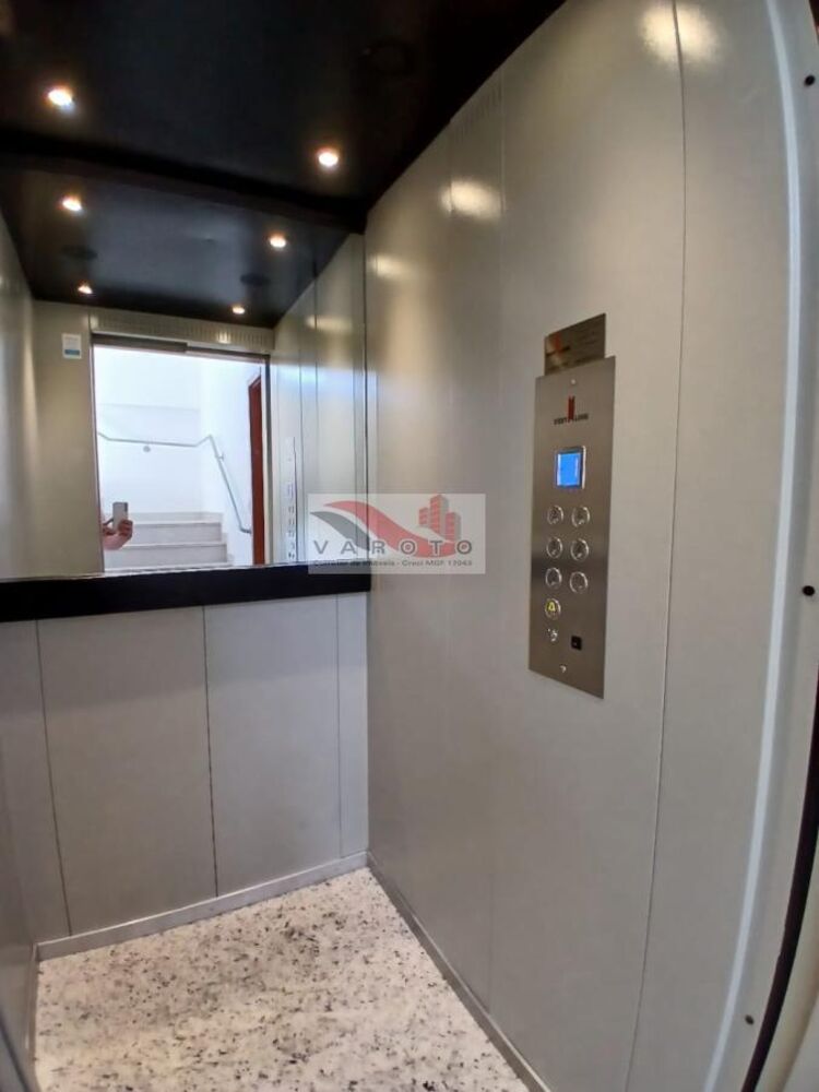 Apartamento à venda com 2 quartos, 30m² - Foto 2
