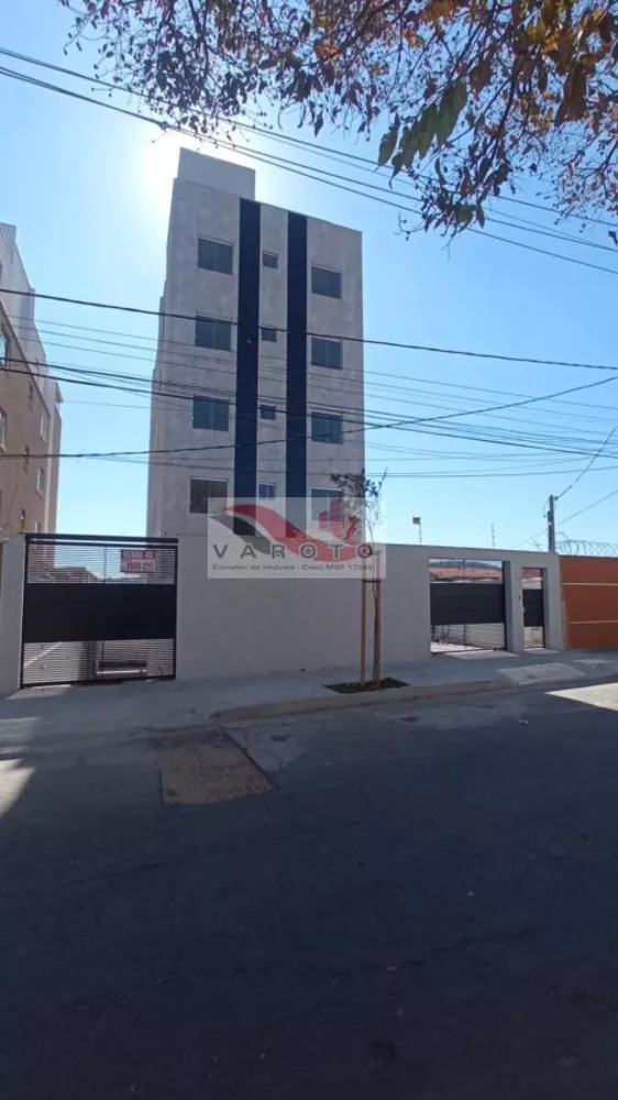 Apartamento à venda com 2 quartos, 60m² - Foto 1