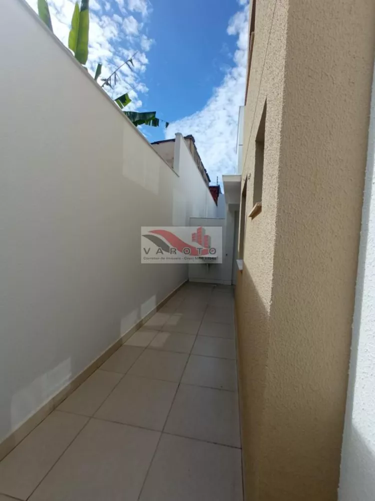 Apartamento à venda com 3 quartos, 21m² - Foto 1