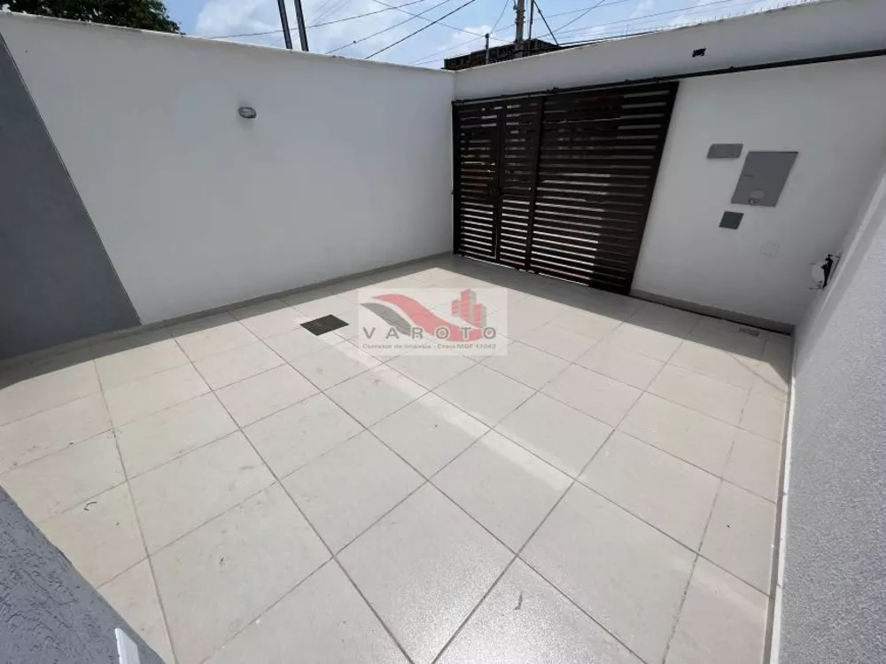 Casa à venda com 3 quartos, 46m² - Foto 4