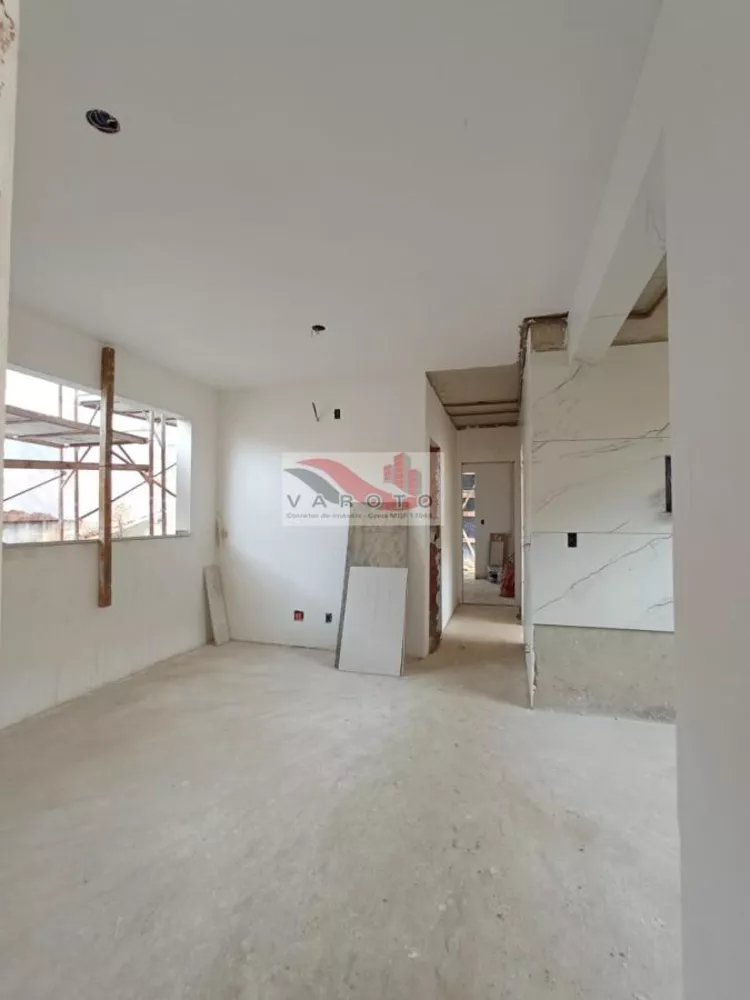 Apartamento à venda com 3 quartos, 8m² - Foto 4