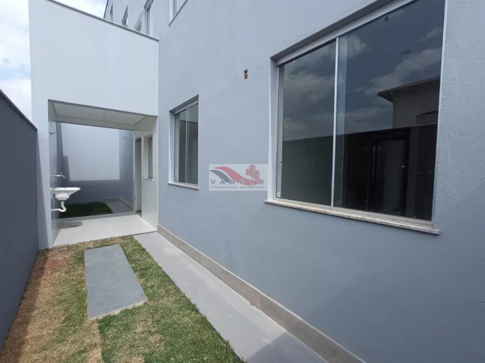 Apartamento à venda com 3 quartos, 20m² - Foto 1