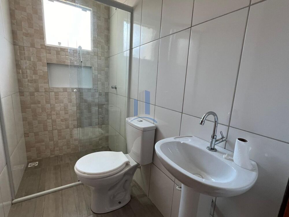 Casa para alugar com 3 quartos, 60m² - Foto 8