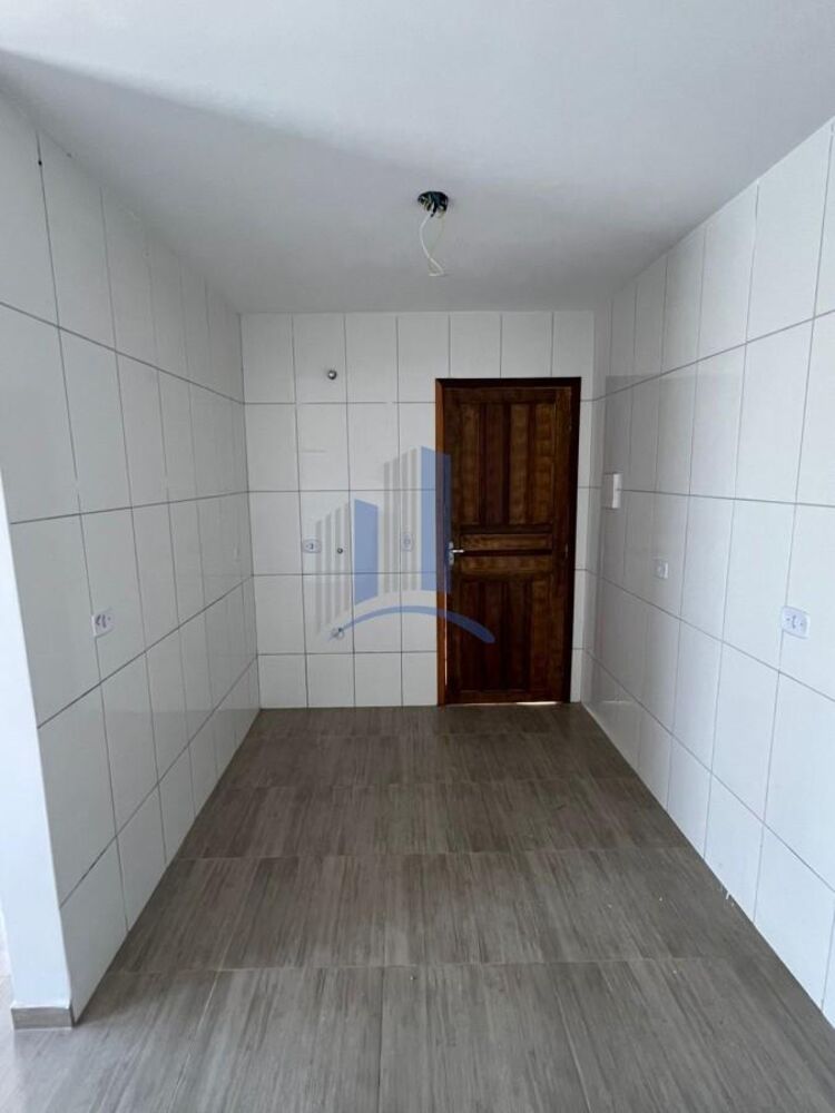 Casa para alugar com 3 quartos, 60m² - Foto 3