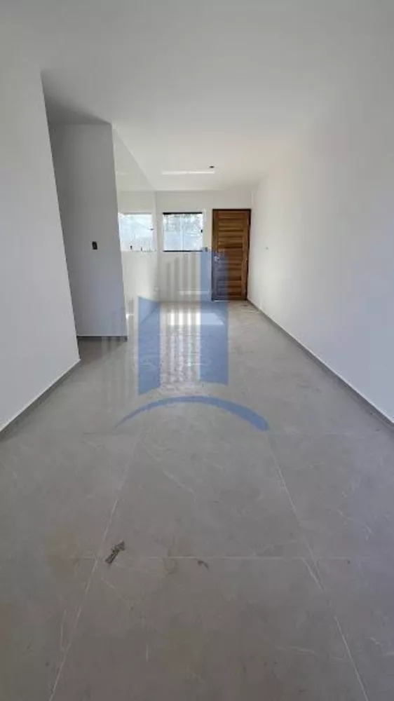 Casa à venda com 3 quartos, 55m² - Foto 8