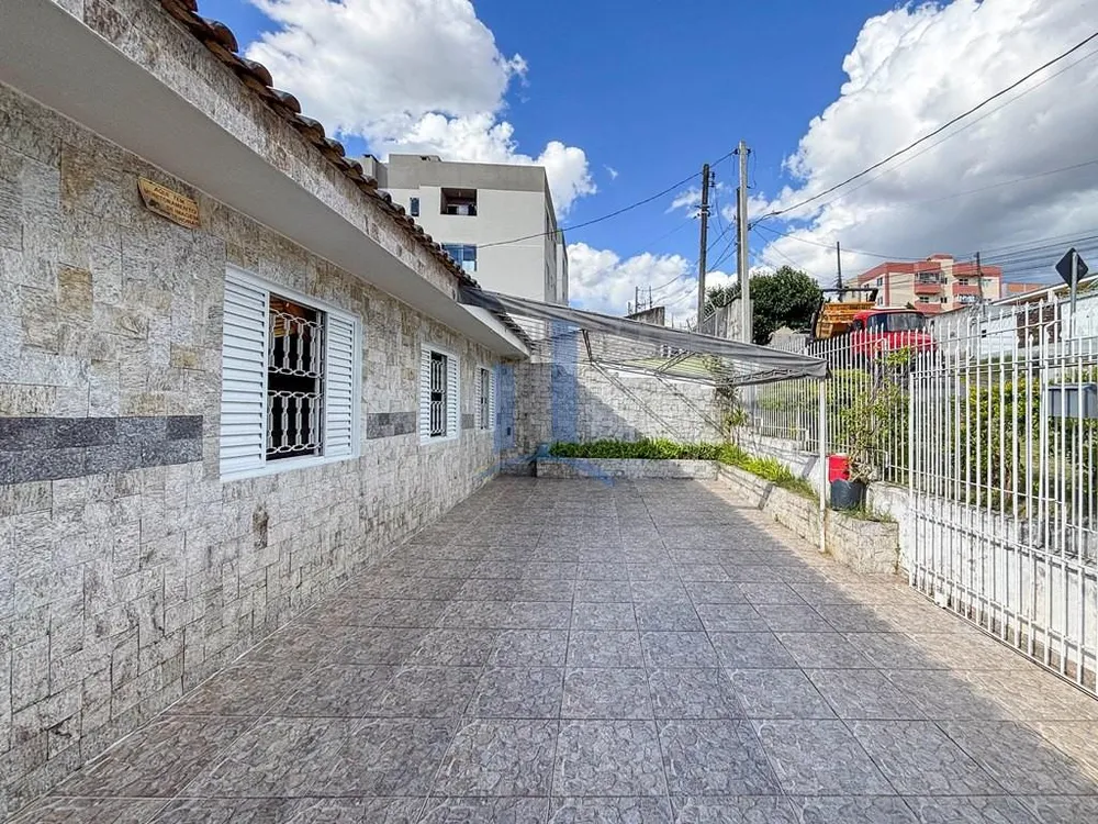 Casa, 3 quartos, 180 m² - Foto 1