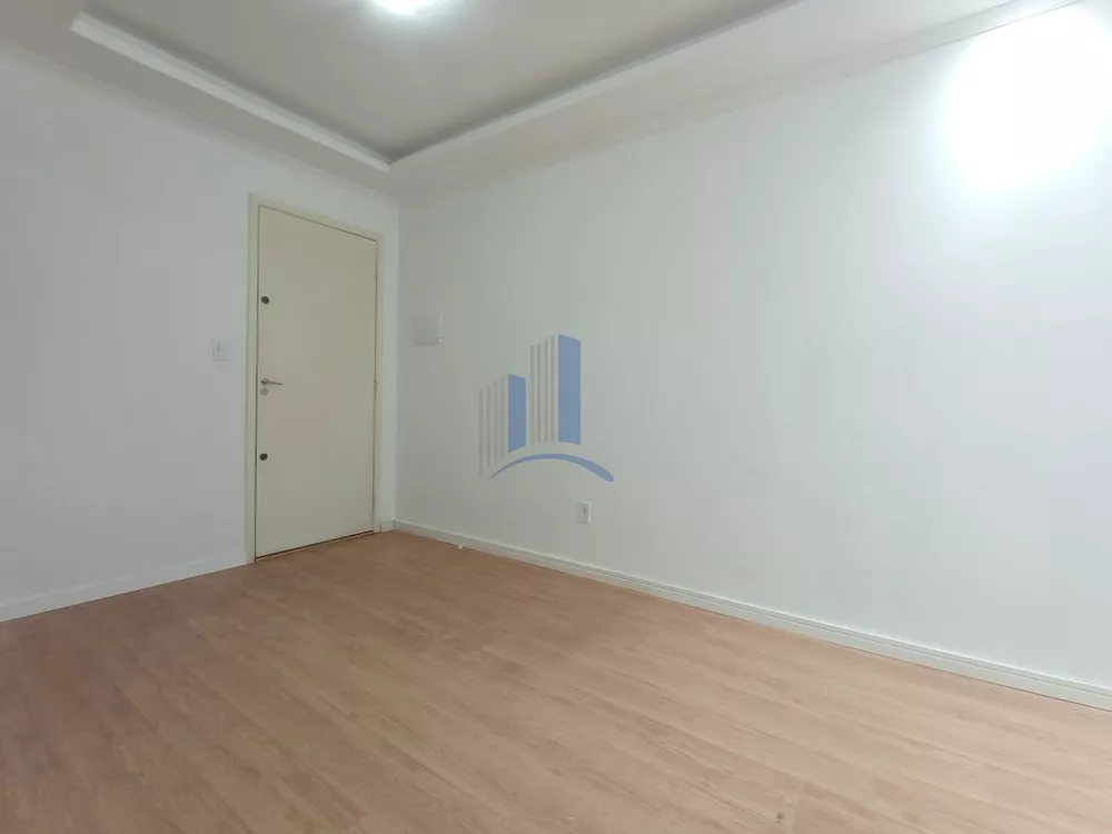 Apartamento à venda com 2 quartos, 45m² - Foto 4