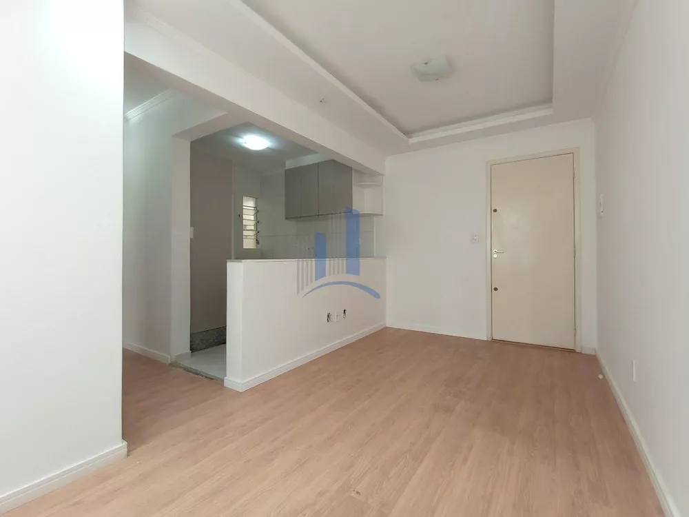 Apartamento à venda com 2 quartos, 45m² - Foto 1