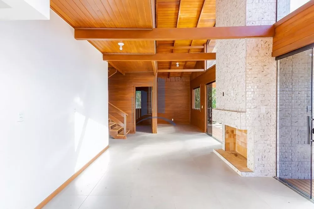 Sobrado, 3 quartos, 231 m² - Foto 1