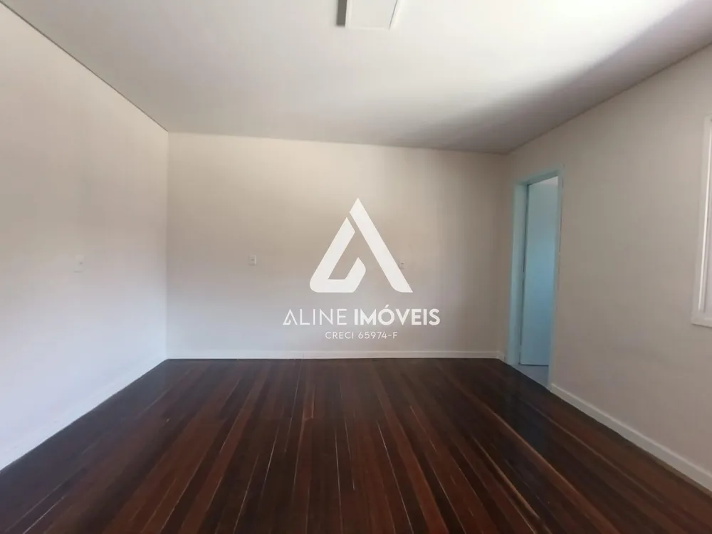 Casa, 4 quartos, 250 m² - Foto 3