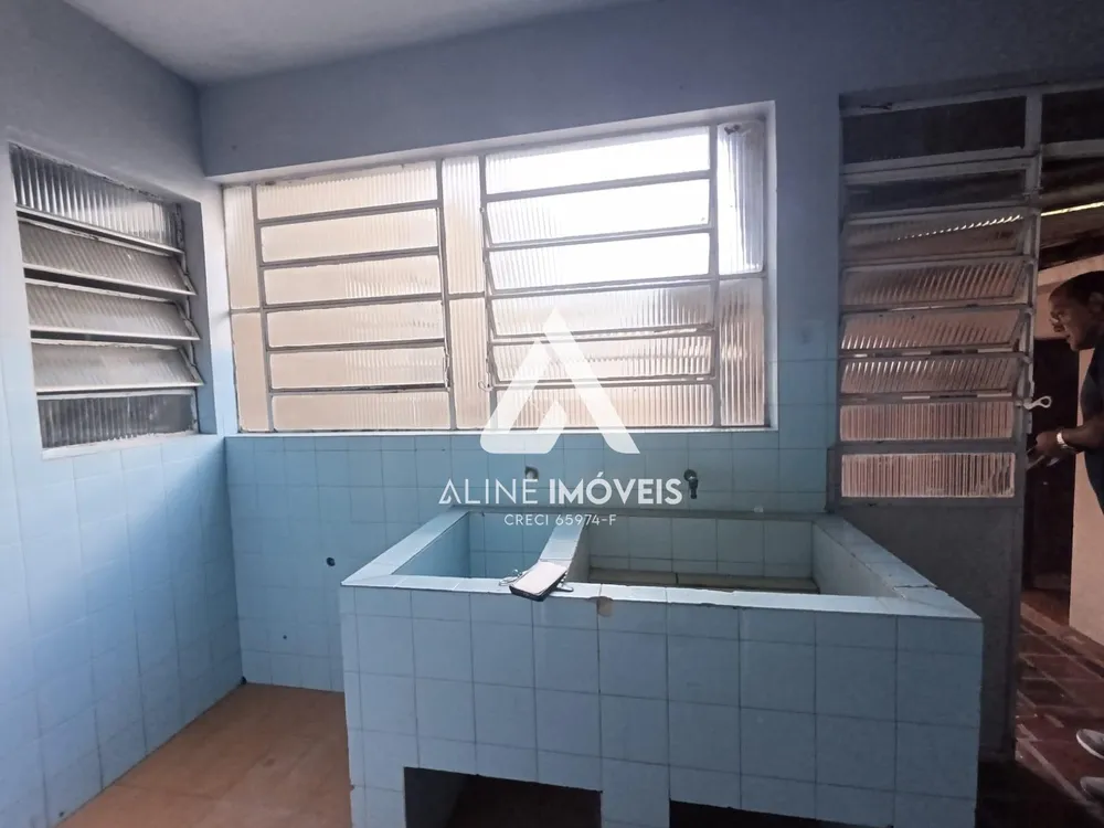 Casa, 2 quartos, 200 m² - Foto 2