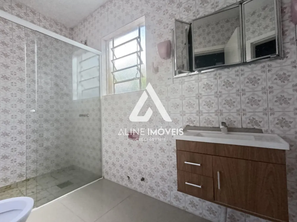 Casa, 2 quartos, 200 m² - Foto 1