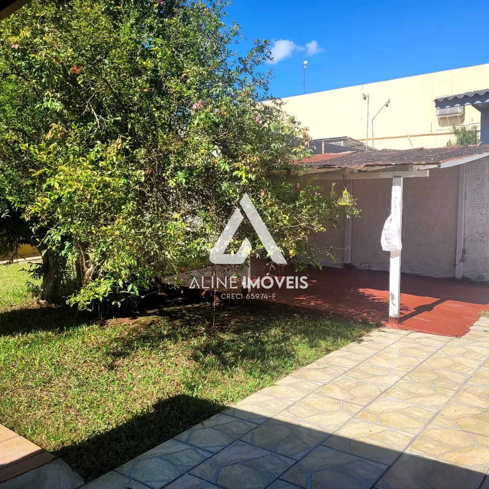 Casa, 4 quartos, 198 m² - Foto 2