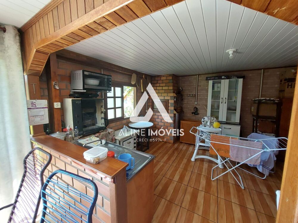 Casa, 2 quartos, 205 m² - Foto 1