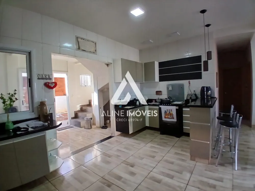 Casa, 2 quartos, 160 m² - Foto 4