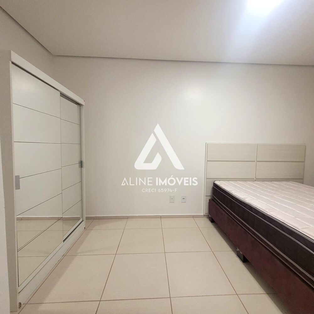 Apartamento para alugar com 2 quartos, 80m² - Foto 15