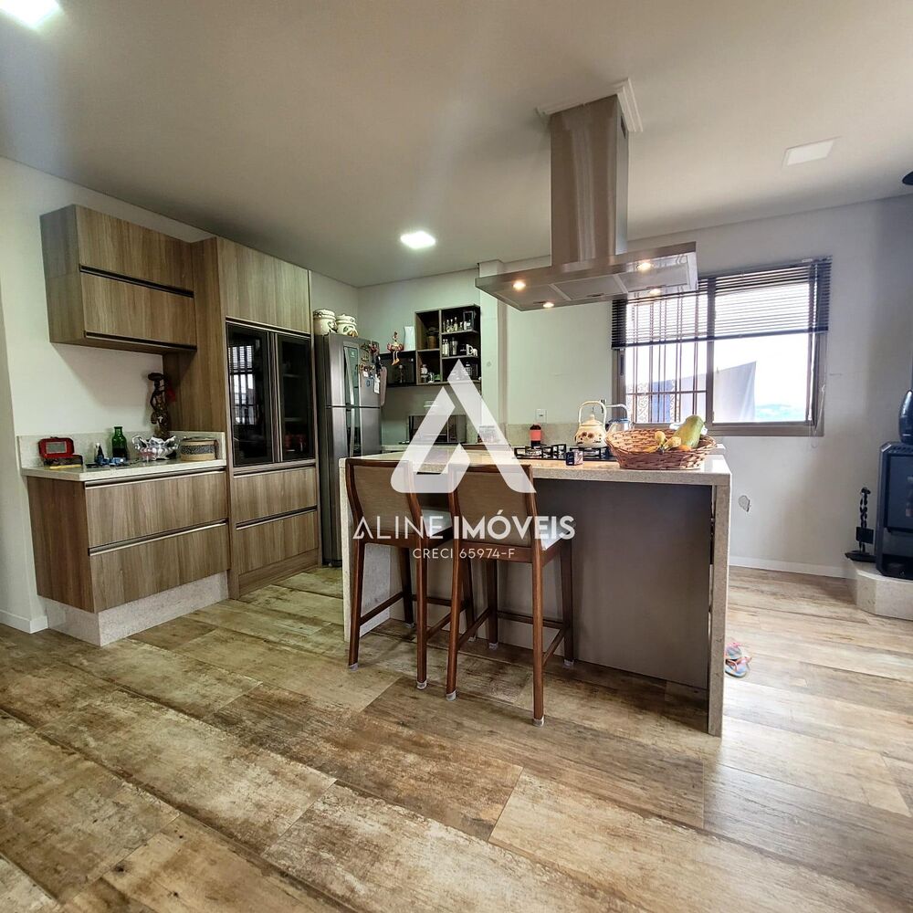 Casa, 3 quartos, 240 m² - Foto 3