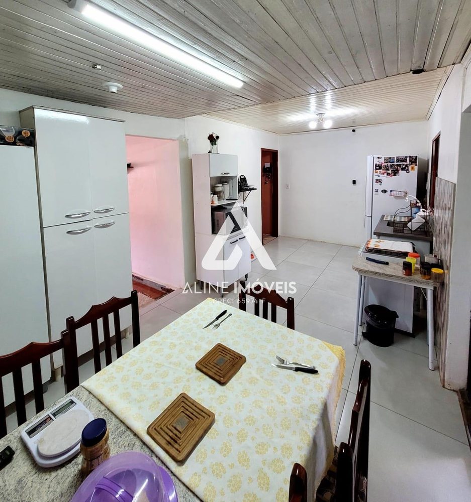 Casa à venda com 2 quartos, 164m² - Foto 4