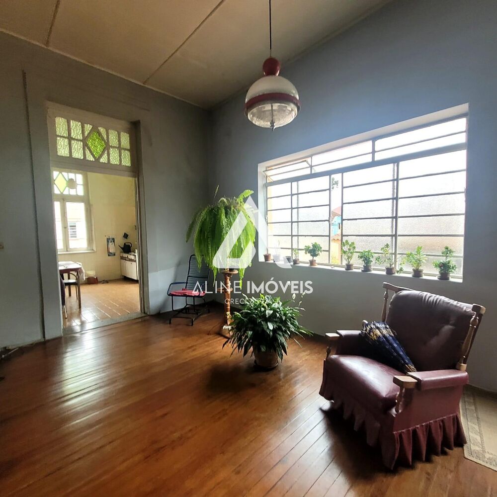 Casa, 4 quartos, 264 m² - Foto 1