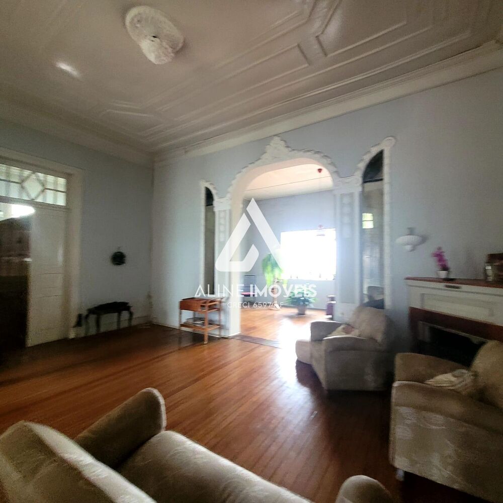 Casa, 4 quartos, 264 m² - Foto 2