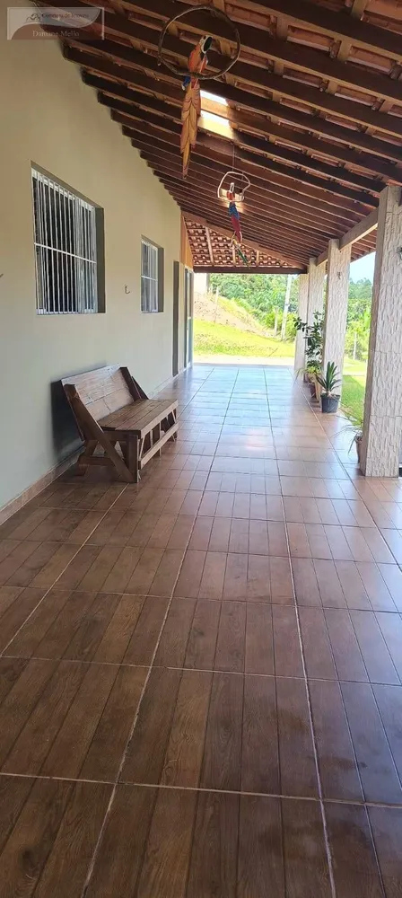 Chácara, 3 quartos, 2516 m² - Foto 2