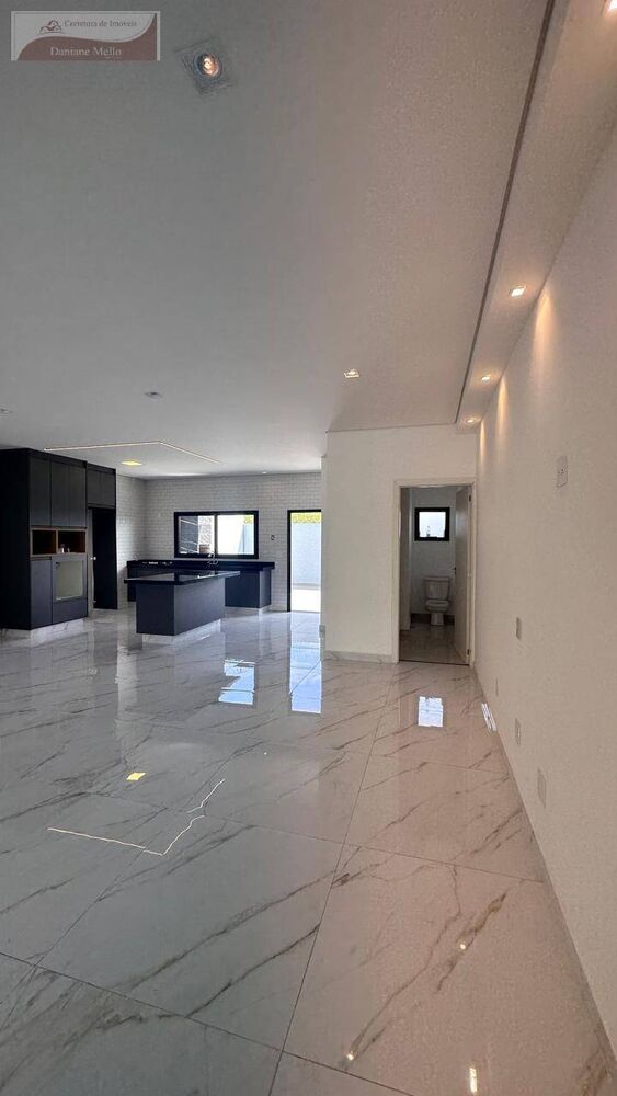 Sobrado, 3 quartos, 181 m² - Foto 2