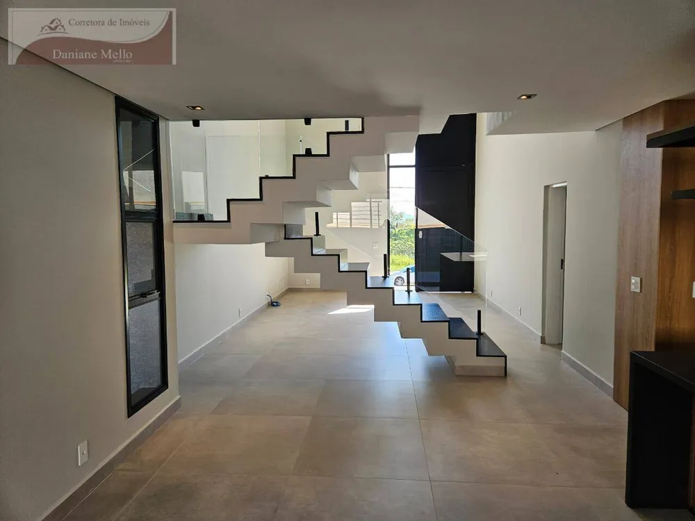 Casa, 3 quartos, 235 m² - Foto 2