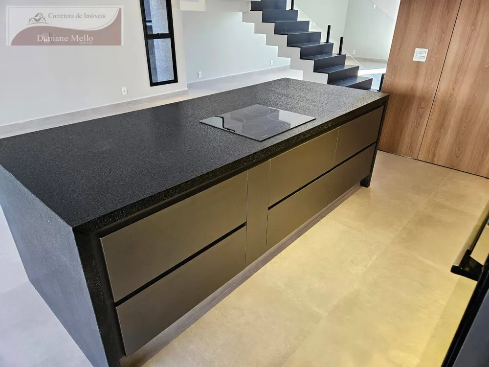 Casa, 3 quartos, 235 m² - Foto 4