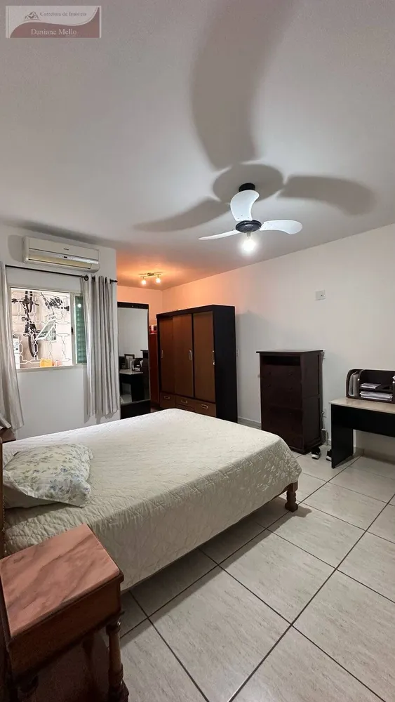 Casa, 3 quartos, 230 m² - Foto 7