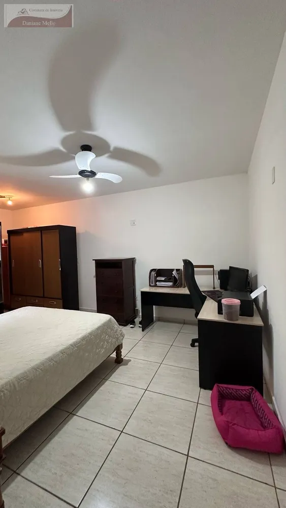 Casa, 3 quartos, 230 m² - Foto 9