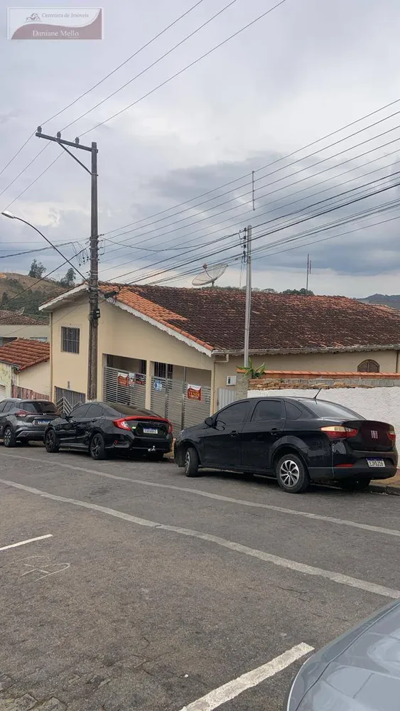 Casa, 3 quartos, 201 m² - Foto 1