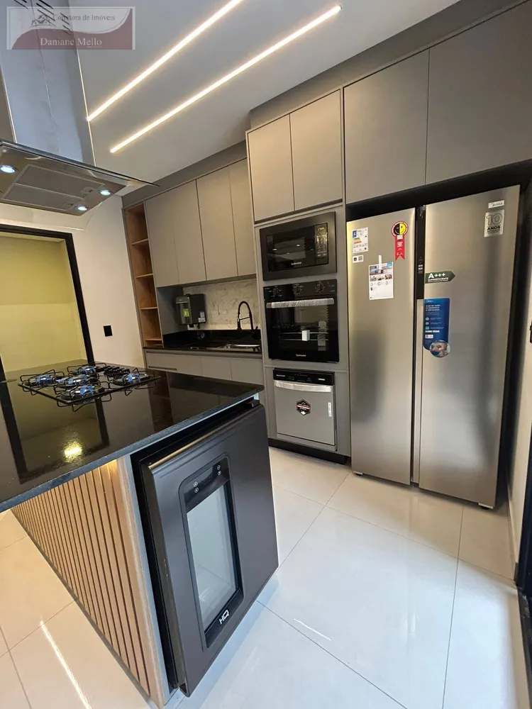 Casa, 3 quartos, 154 m² - Foto 2