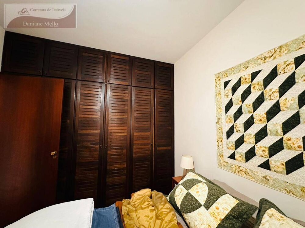 Casa à venda com 4 quartos, 248m² - Foto 4