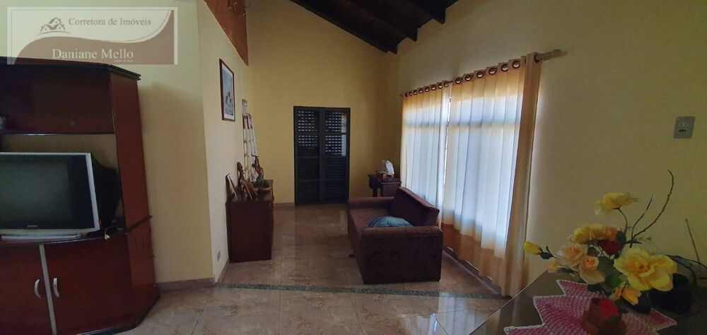 Casa à venda com 2 quartos, 189m² - Foto 3
