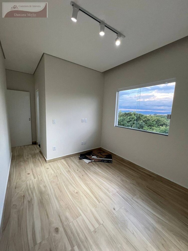 Casa, 3 quartos, 147 m² - Foto 1