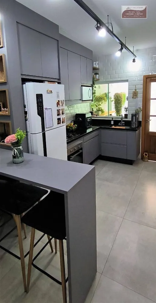 Casa, 3 quartos, 69 m² - Foto 2