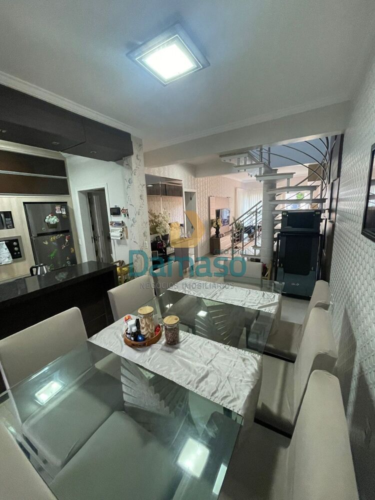 Casa, 3 quartos, 151 m² - Foto 3