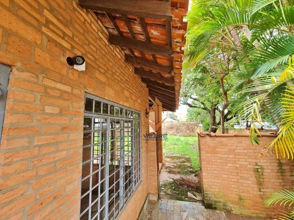 Casa à venda com 5 quartos, 316m² - Foto 4