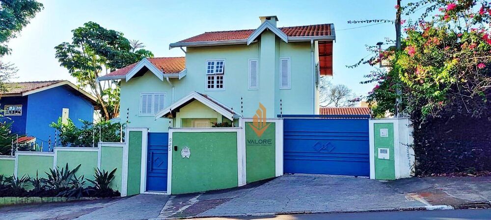 Casa, 3 quartos, 264 m² - Foto 1