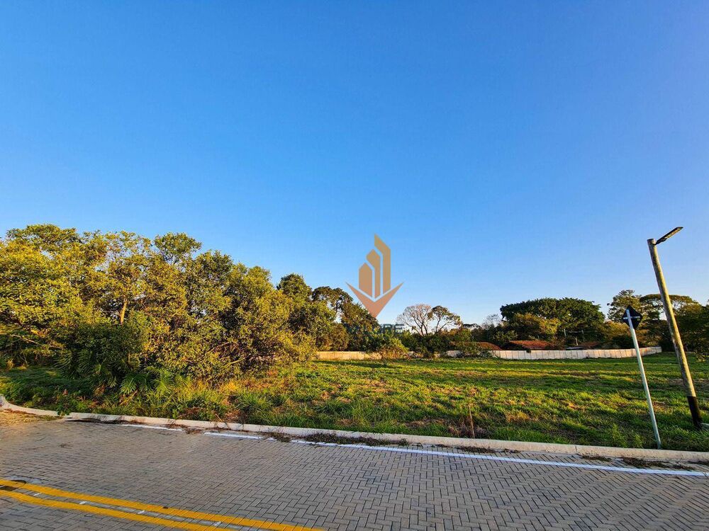 Loteamento e Condomínio, 1000 m² - Foto 2