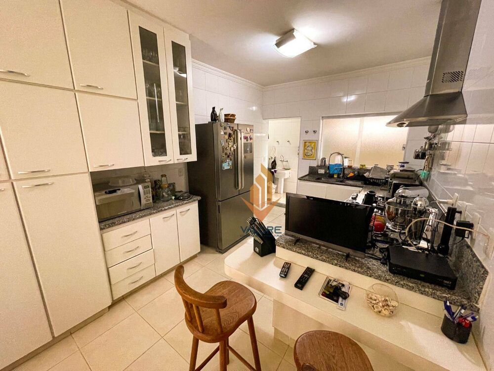 Casa, 3 quartos, 179 m² - Foto 1