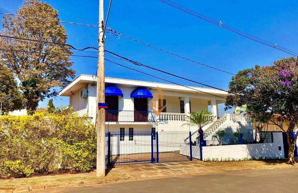 Casa, 9 quartos, 449 m² - Foto 1