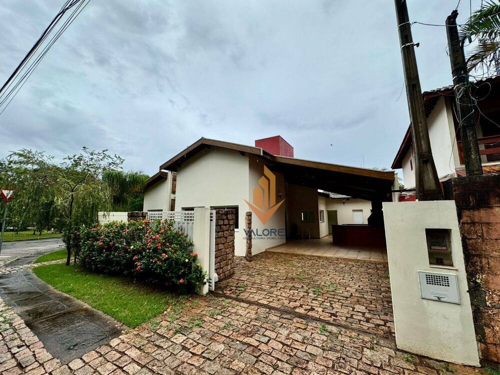 Casa, 4 quartos, 304 m² - Foto 2