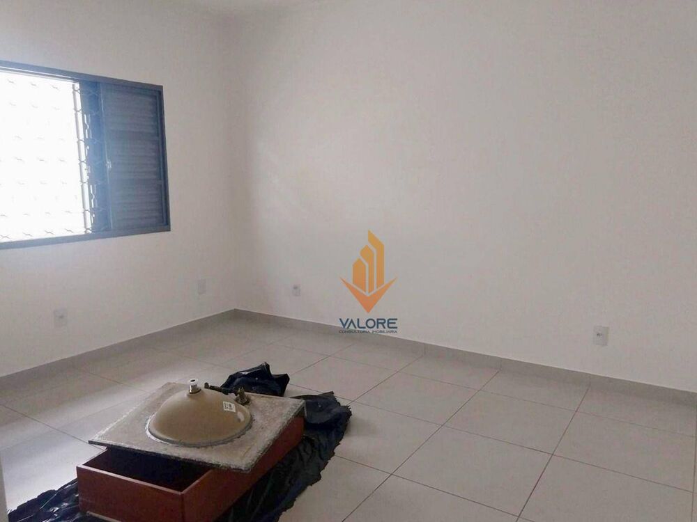 Casa, 8 quartos, 177 m² - Foto 4